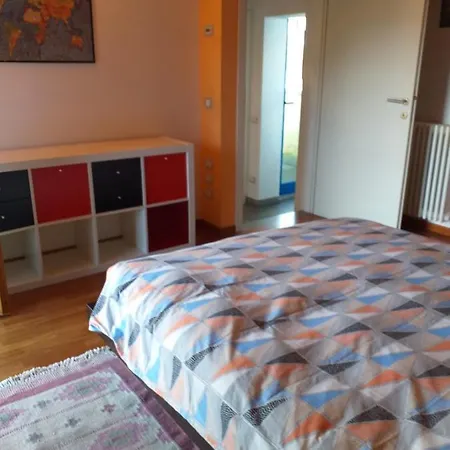 Casa Azalea Rossa Verbania